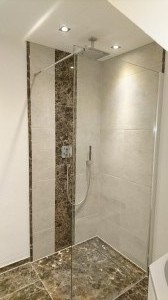 Dusche aus Emparador Dark